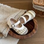 Chaussures bébé — Blanches tressées